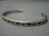Awesome Flying Arrows Vintage Native American Jewelry Navajo Sterling Silver Bracelet Old Cuff-Nativo Arts