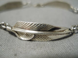 Detailed Vintage Navajo Sterling Silver Feathers Bracelet Native American Old-Nativo Arts