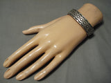 Detailed Hand Tooled!! Vintage Native American Navajo Sterling Silver Bracelet Old-Nativo Arts
