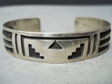 Fantastic Vintage Navajo Sterling Silver Bracelet Native American Old-Nativo Arts
