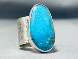 Terrific Native American Navajo Old Kingman Turquoise Sterling Silver Ring-Nativo Arts