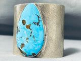 Unforgettable Native American Navajo Kingman Turquoise Sterling Silver Bracelet-Nativo Arts