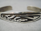 Detailed Vintage Navajo Sterling Silver Native American Bracelet Old-Nativo Arts