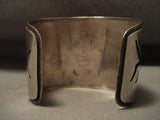 Bordering Carved Vintage Hopi/ Navajo Mudhead Native American Jewelry Silver Bracelet Old-Nativo Arts
