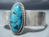 Newsworthy Vintage Native American Navajo Kingman Turquoise Sterling Silver Bracelet Old-Nativo Arts