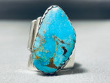 Fantastic Vintage Native American Navajo Old Kingman Turquoise Sterling Silver Ring-Nativo Arts