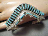 Eye-catching Vintage Native American Navajo Turquoise Sterling Silver Bracelet Old-Nativo Arts