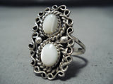 Impressive Vintage Native American Navajo Mother Of Pearl Sterling Silver Ring Old-Nativo Arts