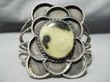 Unique Moss Stone Vintage Native American Navajo Sterling Silver Wire Bracelet Old-Nativo Arts