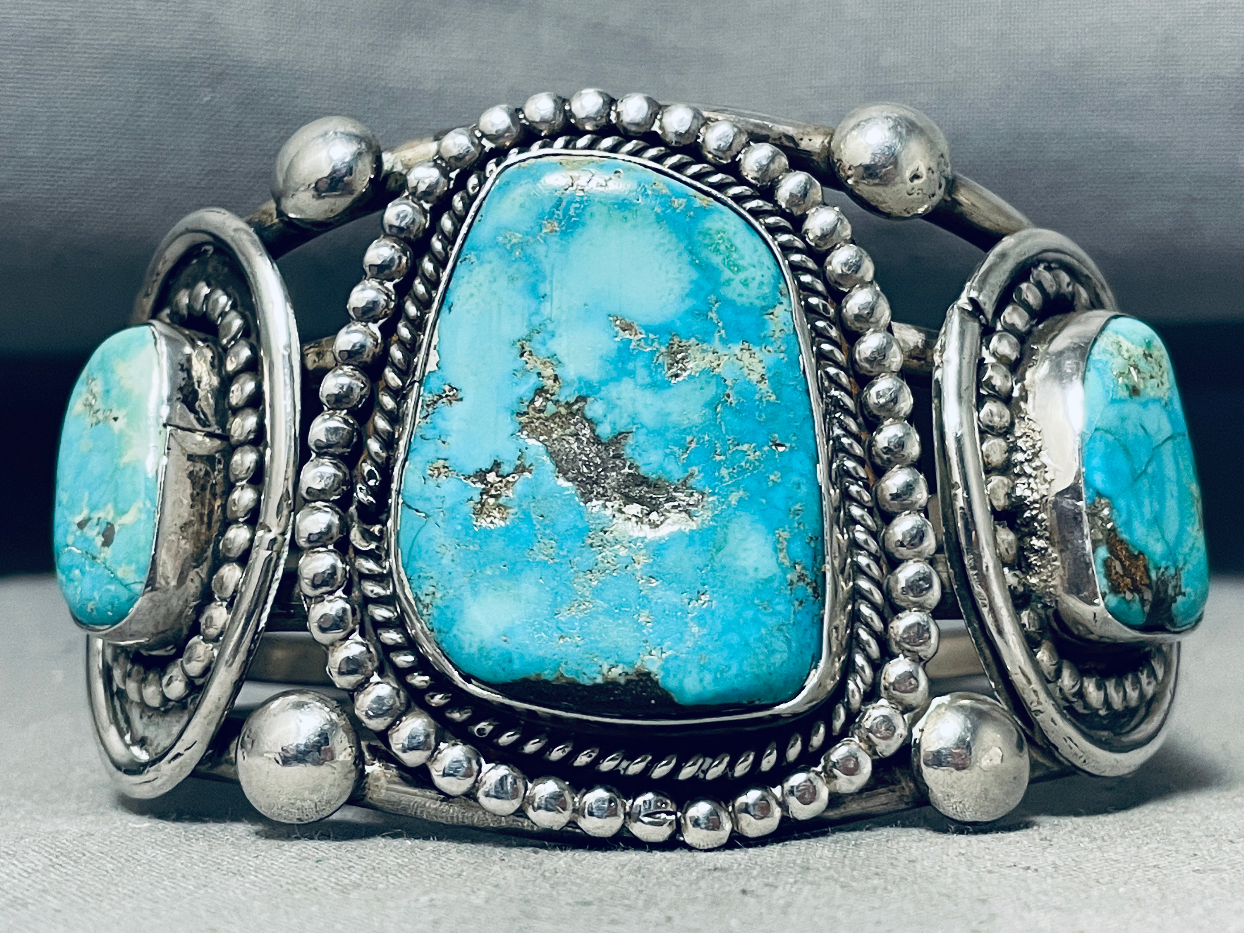 Mind Blowing Vintage Native American Navajo Carico Lake Turquoise