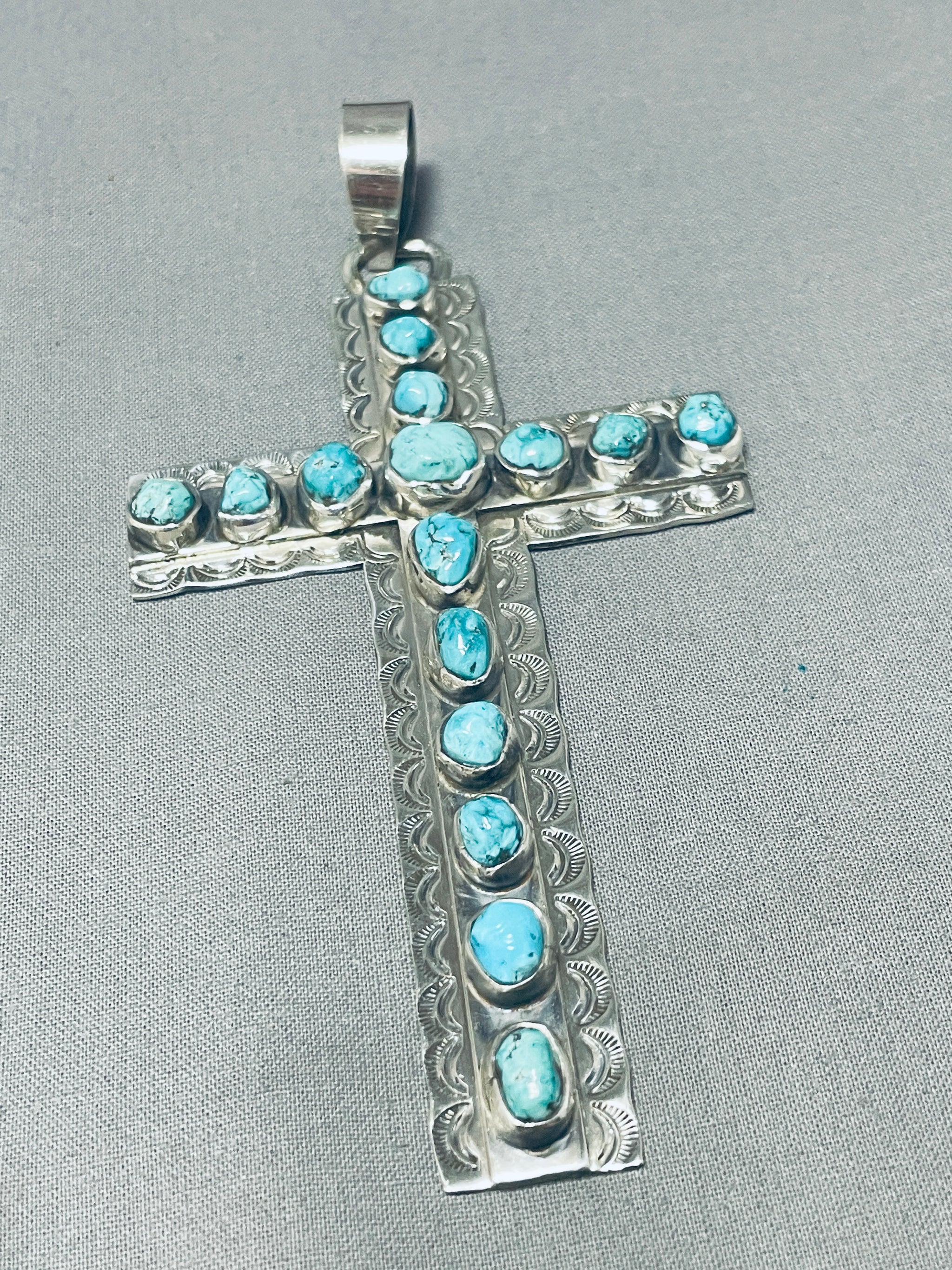 Remarkable Native American Navajo Turquoise Sterling Silver Cross 