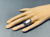 Beautiful Vintage Native American Navajo Pearl Sterling Silver Leaf Ring Old-Nativo Arts