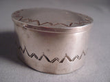 Completely Handmade Vintage Navajo Native American Jewelry Silver Ring Box Jewelry Old-Nativo Arts