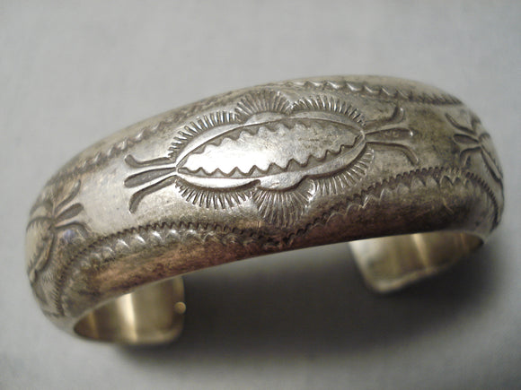 Wonderful Vintage Navajo Sterling Silver Bracelet Old Native American-Nativo Arts