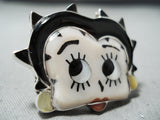 Betty Boop Zuni Mother Of Pearl Sterling Silver Ring Native American-Nativo Arts