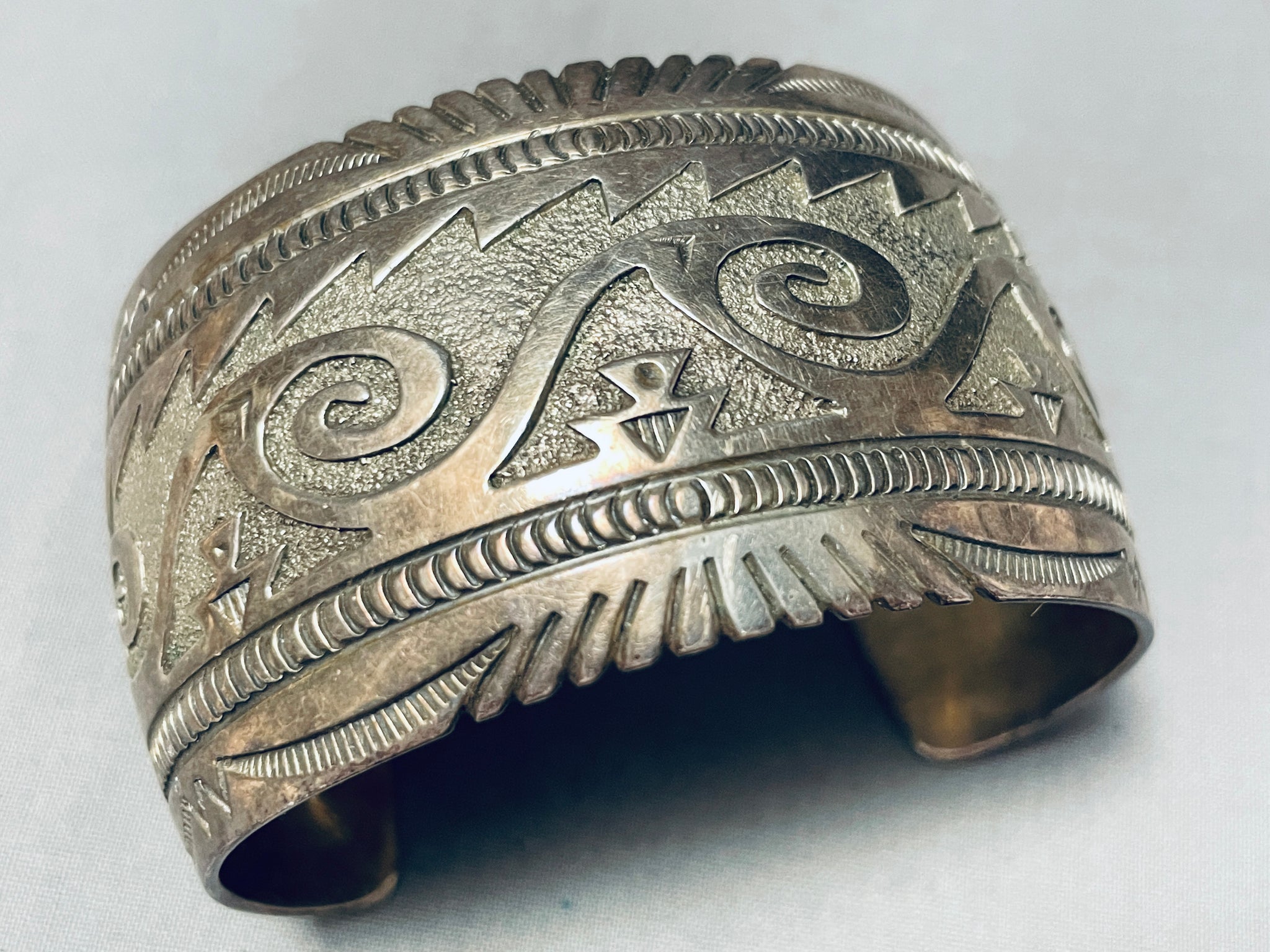 Native American Waves Of Water Vintage Navajo Hand Tooled Sterling Sil ...