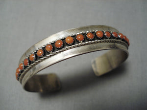 Wonderful Vintage Native American Navajo Pat Yazzie Coral Sterling Silver Bracelet Old-Nativo Arts