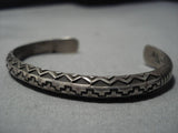 Detailed!! Vintage Native American Navajo Sterling Silver Geometric Wave Bracelet Old-Nativo Arts