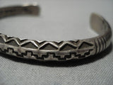 Detailed!! Vintage Native American Navajo Sterling Silver Geometric Wave Bracelet Old-Nativo Arts