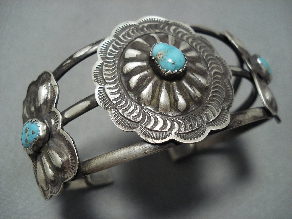 Details Details!! Vintage Native American Jewelry Navajo Sterling Silver  Turquoise Concho Bracelet Old