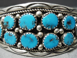 Eye-catching Vintage Native American Navajo Turquoise Sterling Silver Bracelet Old-Nativo Arts