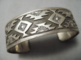 Quality Danny Smith Vintage Navajo Sterling Silver Native American Bracelet Old-Nativo Arts