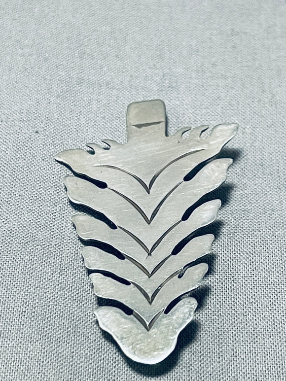 Arrowhead Tree Vintage Native American Navajo Sterling Silver Pin Old-Nativo Arts