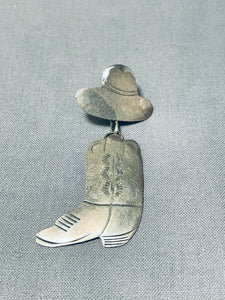 Boucles d'oreilles Cléopâtre ambre ancien & os sculpté - Dust in the world Boucles d'oreilles Cléopâtre ambre ancien & os sculpté - Dust in the world