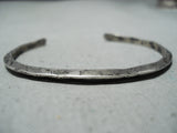 Striking Vintage Navajo Native American Sterling Silver Cuff Old-Nativo Arts