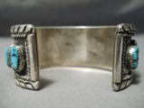 Astounding Vintage Native American Navajo Kingman Turquoise Sterling Silver Bracelet Old-Nativo Arts