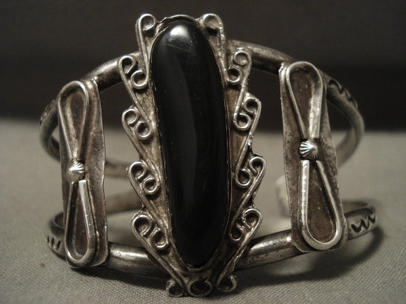 Earlier 1900's Vintage Navajo Jet Sterling Native American Jewelry Silver Bracelet-Nativo Arts