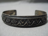 Authentic Vintage Native American Navajo Patina Thomas Singer Sterling Silver Bracelet Old-Nativo Arts