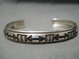 Authentic Vintage Native American Navajo Thomas Singer Sterling Silver Bracelet Old-Nativo Arts