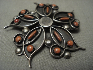 Extremely Ornate Vintage Zuni Neede Coral Sterling Native American Jewelry Silver Pin Old-Nativo Arts