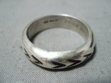 Distinctive Vintage Navajo Native American Sterling Silver Ring Old-Nativo Arts
