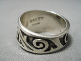 Stunning Vintage Navajo Sterling Silver Waving Native American Ring-Nativo Arts