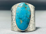 Impressive Native American Navajo Old Kingman Turquoise Sterling Silver Ring-Nativo Arts