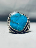 Astounding Vintage Native American Navajo Kingman Turquoise Sterling Silver Ring-Nativo Arts