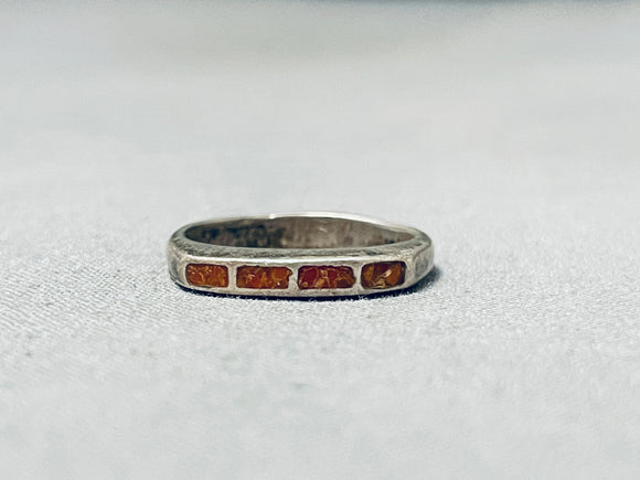 Charming Vintage Native American Navajo Coral Chip Inlay Sterling Silver Ring-Nativo Arts