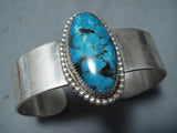 Newsworthy Vintage Native American Navajo Kingman Turquoise Sterling Silver Bracelet Old-Nativo Arts
