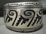 Guaranteed Authentic Wide Vintage Navajo Native American Jewelry jewelry Thomas Singer Geometric Bracelet Old-Nativo Arts