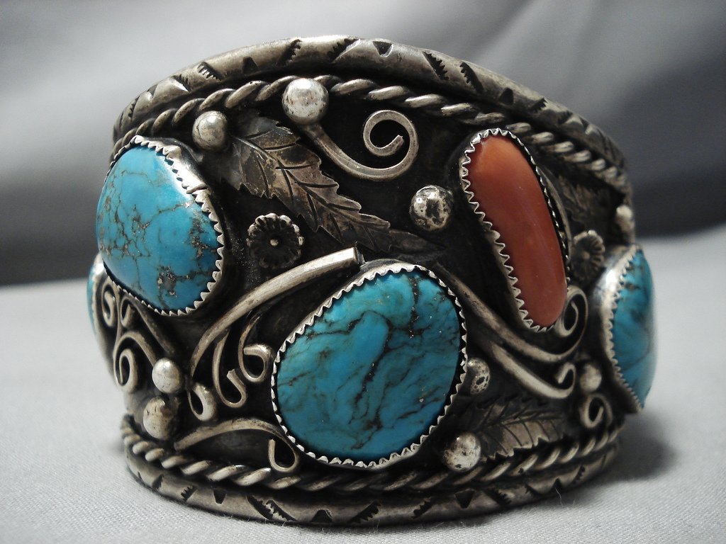 Animal Totem Chouette Hibou en Jaspe rouge en pierre, bracelet de minéraux et perles, pendentif Animal Totem Chouette Hibou en Jaspe rouge en pierre, bracelet de minéraux et perles, pendentif