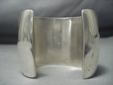 Important Jim Herald Sterling Silver Hammered Vintage Native American Jewelry Navajo Bracelet Old-Nativo Arts
