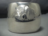 Important Jim Herald Sterling Silver Hammered Vintage Native American Jewelry Navajo Bracelet Old-Nativo Arts