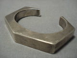 Important Vintage Native American Navajo Contemporist Sterling Silver Bracelet Old-Nativo Arts