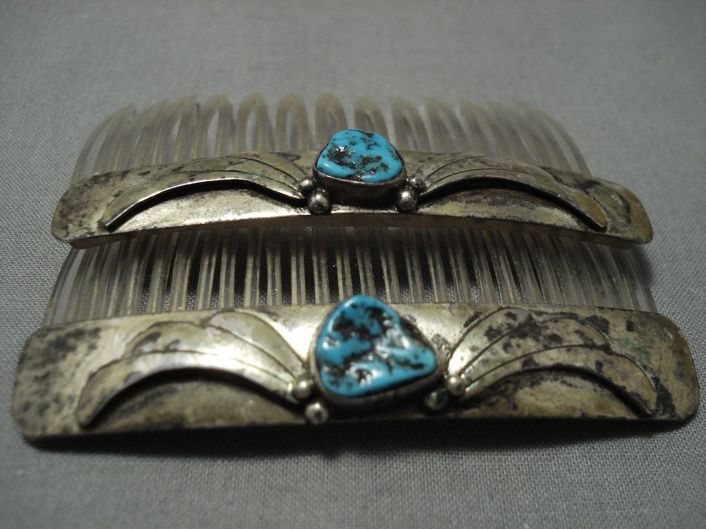 Incredible Vintage Native American Jewelry Navajo Sterling  display picture 3