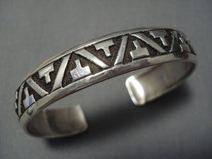 Incredible Vintage Native American Navajo Thomas Tommy Singer Sterling Silver Bracelet Old-Nativo Arts