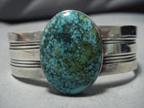 Intense Green Spiderwbe Turquoise Vintage Native American Navajo Sterling Silver Bracelet Old-Nativo Arts