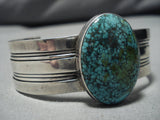 Intense Green Spiderwbe Turquoise Vintage Native American Navajo Sterling Silver Bracelet Old-Nativo Arts