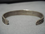 Intricate Intricate!! Vintage Native American Navajo Sterling Silver Bear Lapis Bracelet Old-Nativo Arts